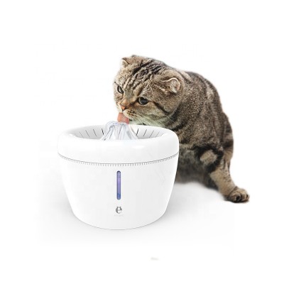 Smart auto USB charge movable 2.5L large volume cute apple shaped pet dog cat water drinking fountain